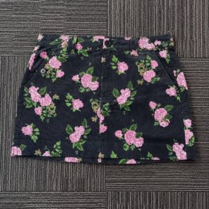 mini skirt